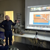 VE4TUR (Walter) - DDS Signal Generator