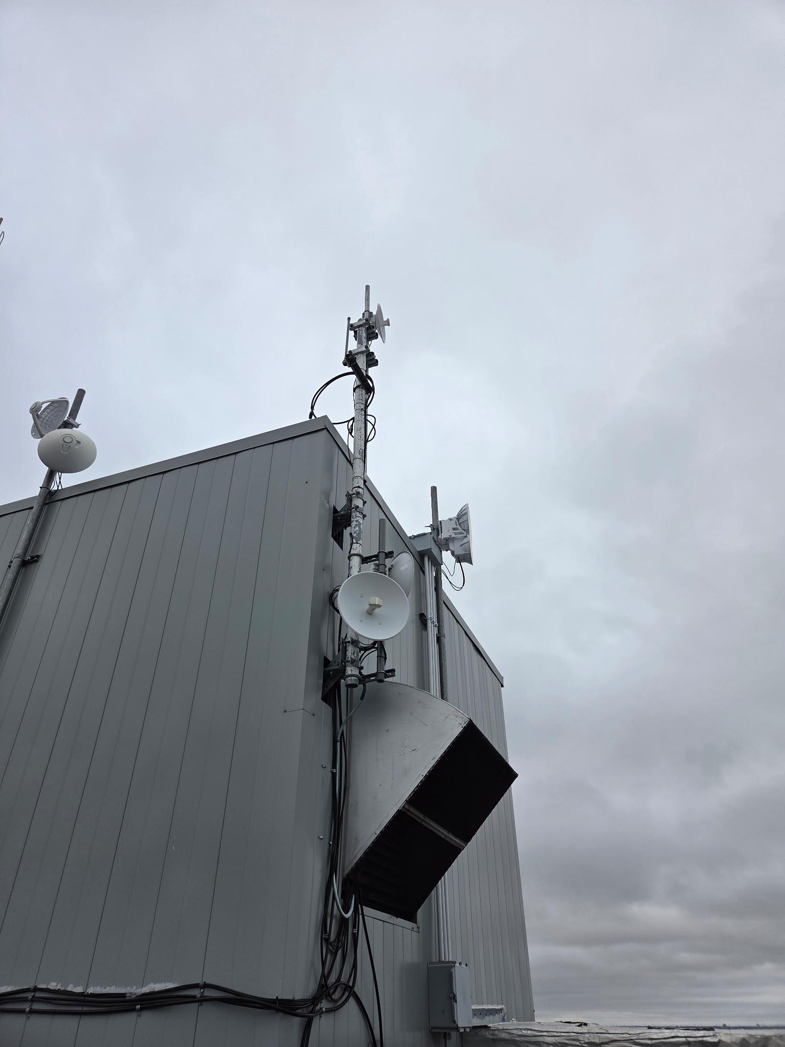 IP network 5GHz dishes at Osborne